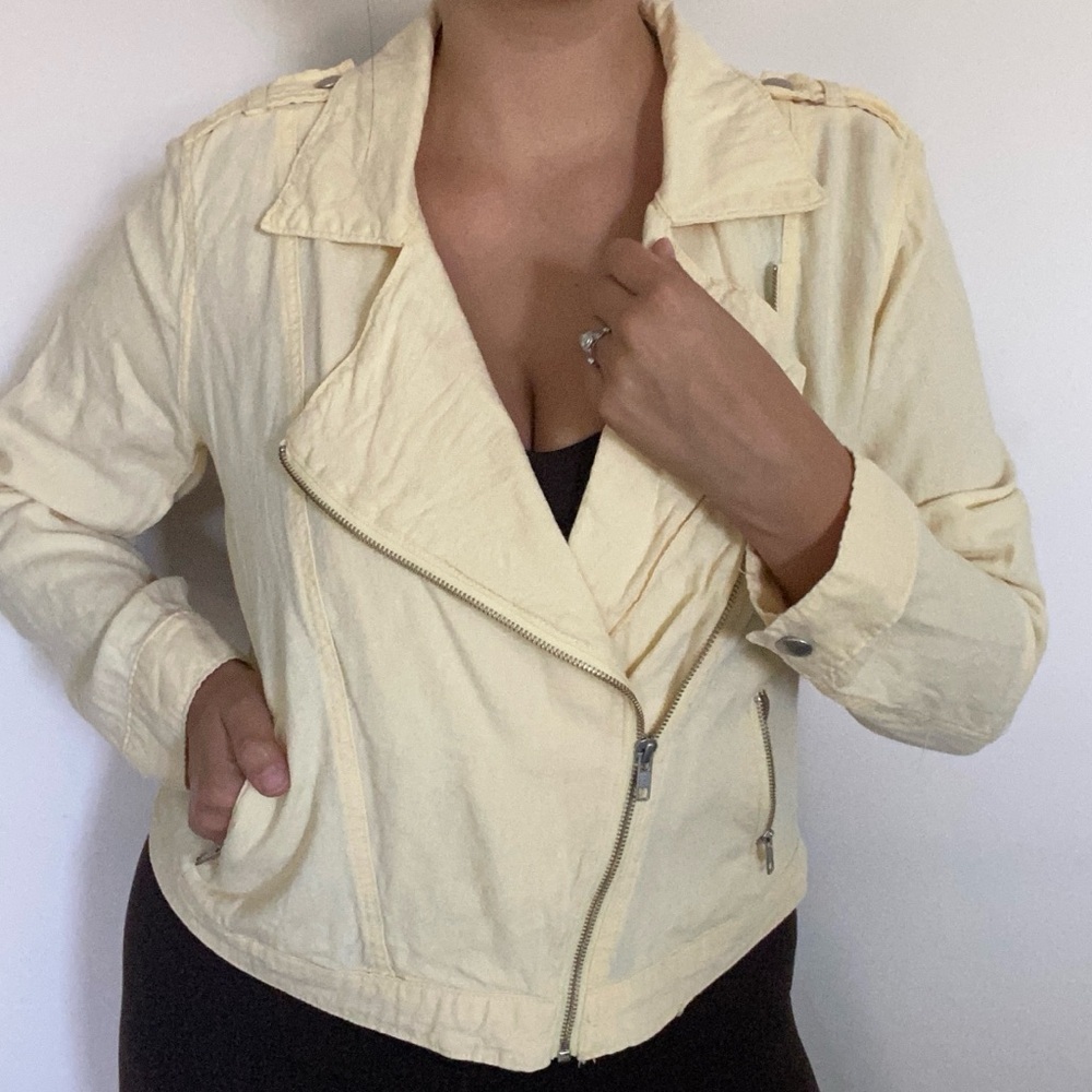 Maurices Butter Yellow Linen Blend Moto Jacket